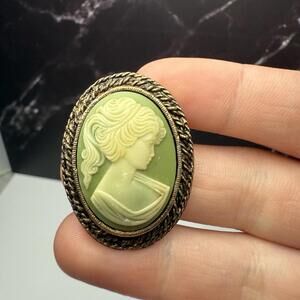 Cameo Lady Face Retro Brooch Pin Signed Peri